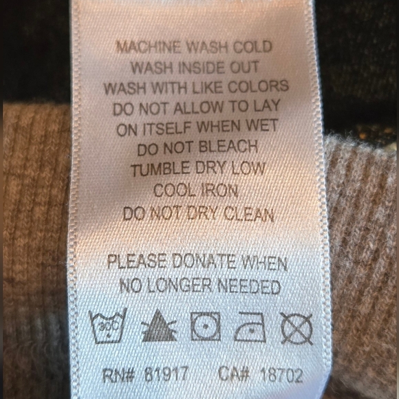 NWT - Levi's 514 Straight fit jeans with grey rib-knit waistband; Size: 18m - Picture 10 of 11